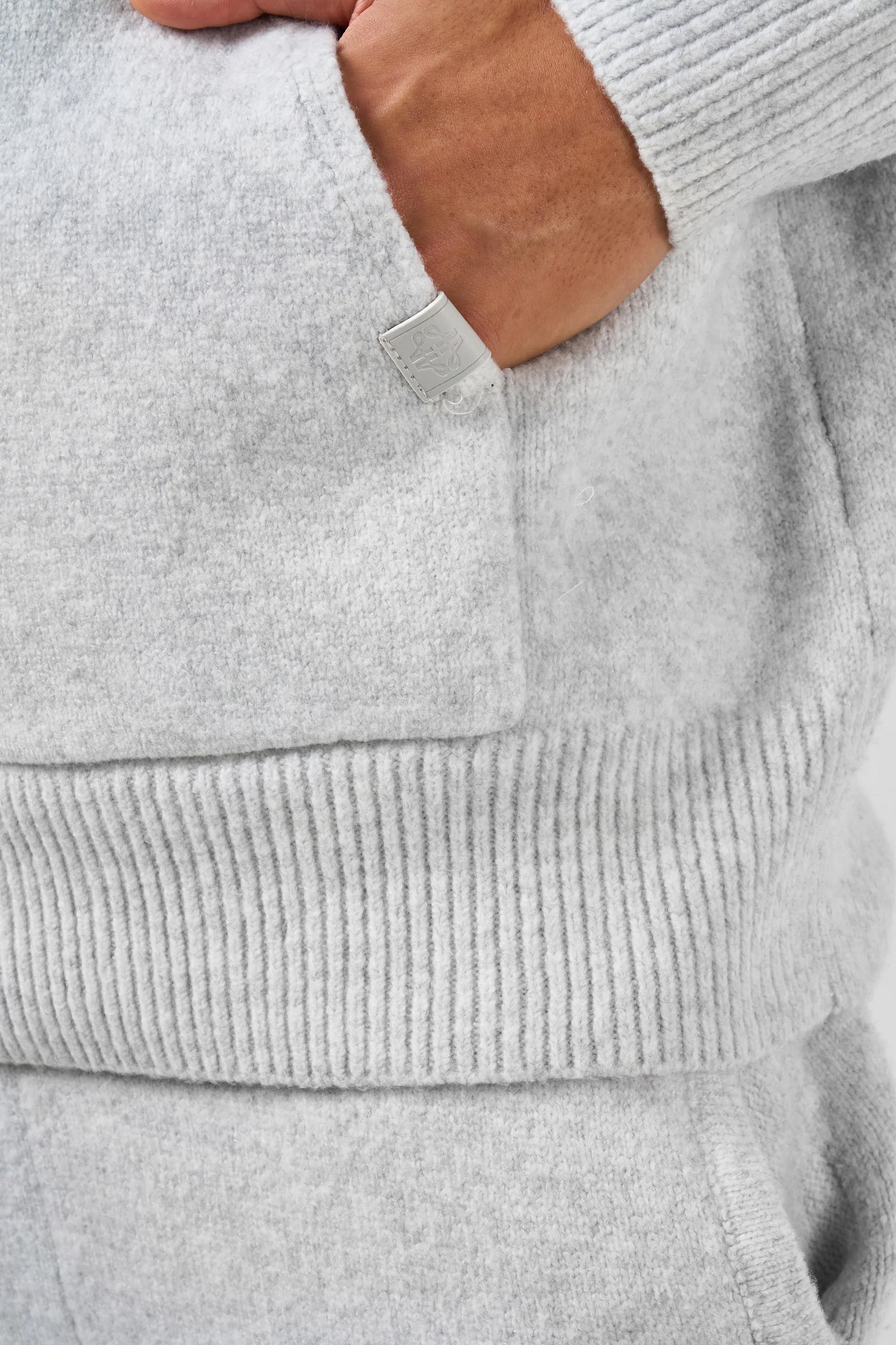 Amos Grey Knitted Hoodie - Image 9