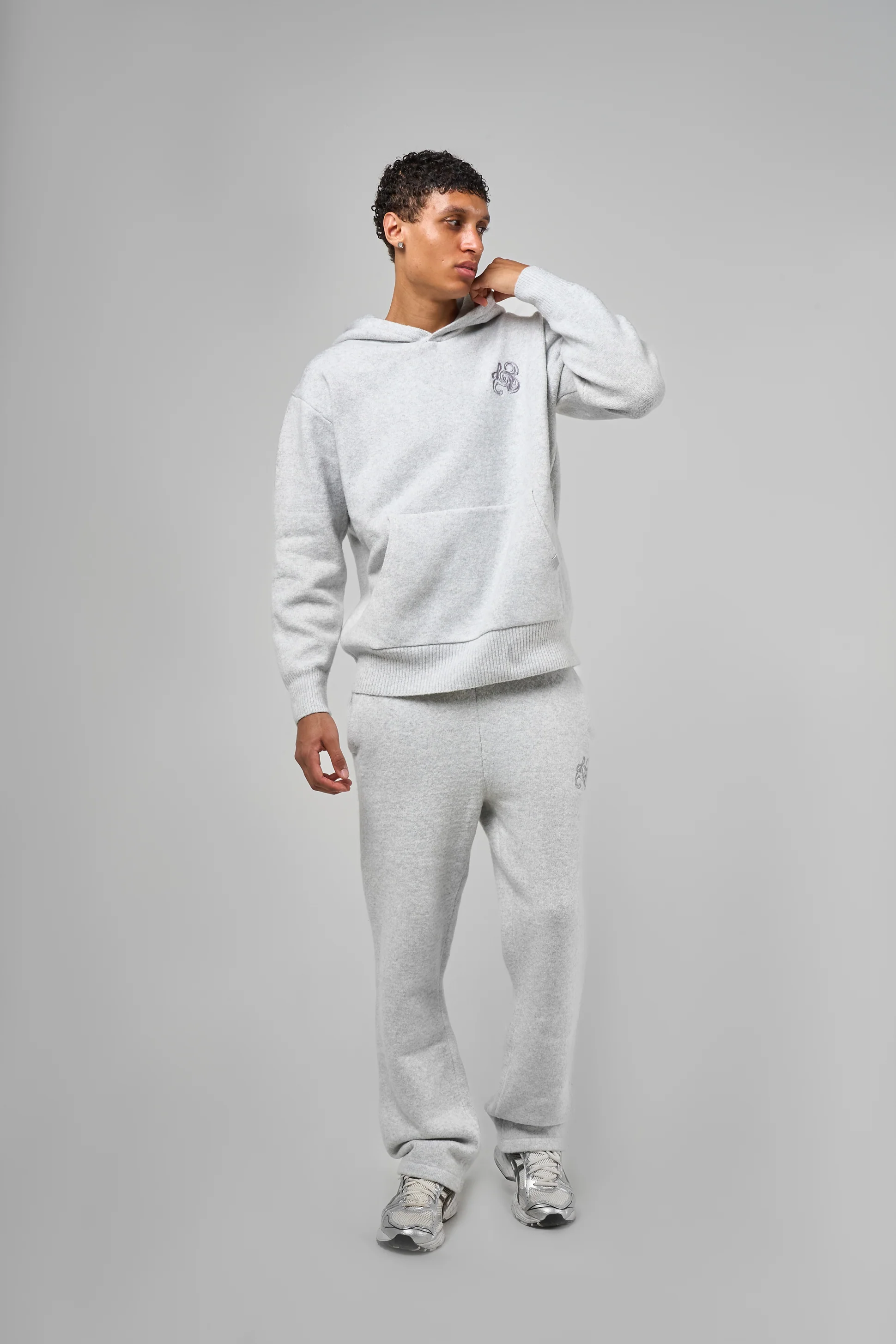 Amos Grey Knitted Jogger - Image 3