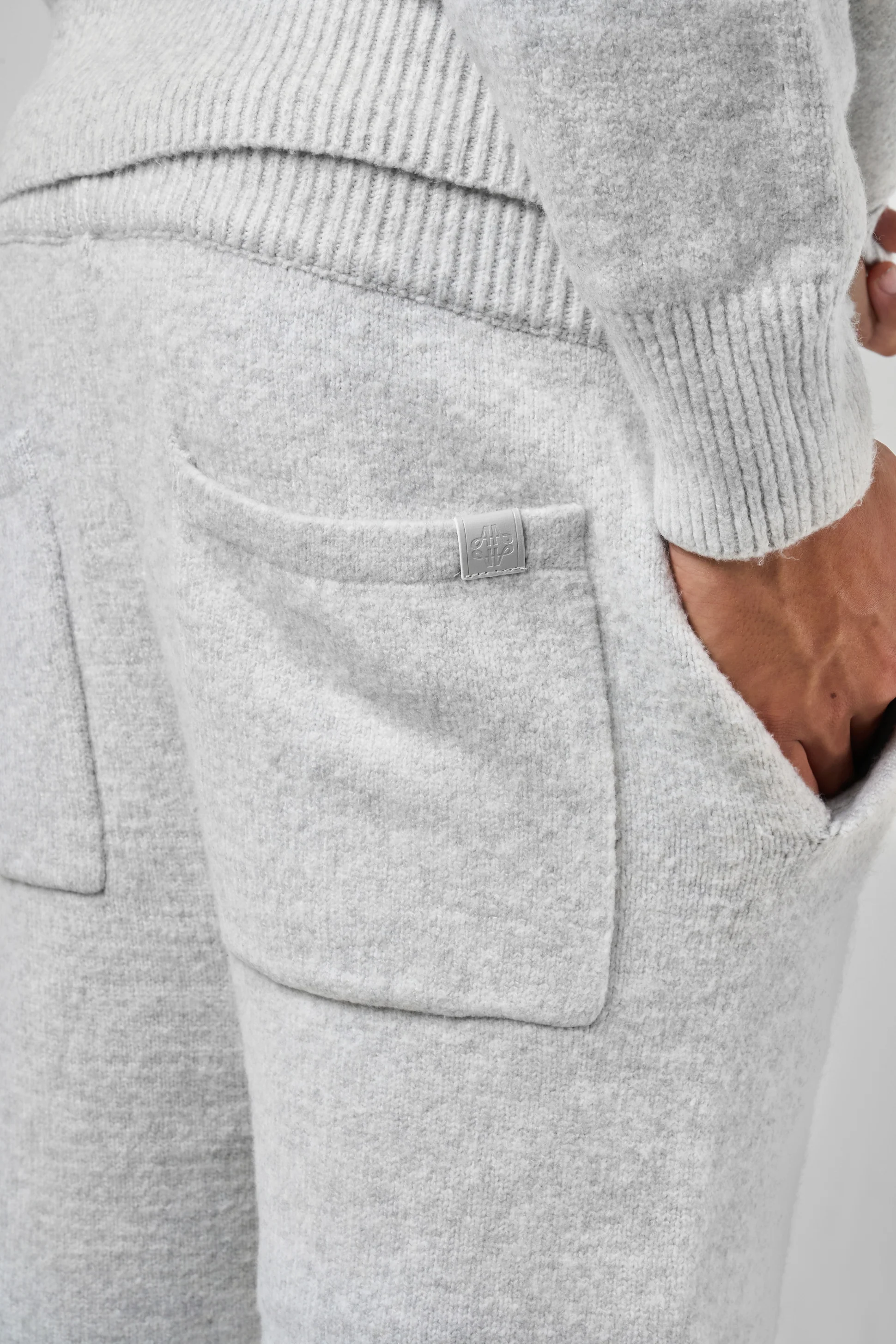 Amos Grey Knitted Jogger - Image 9