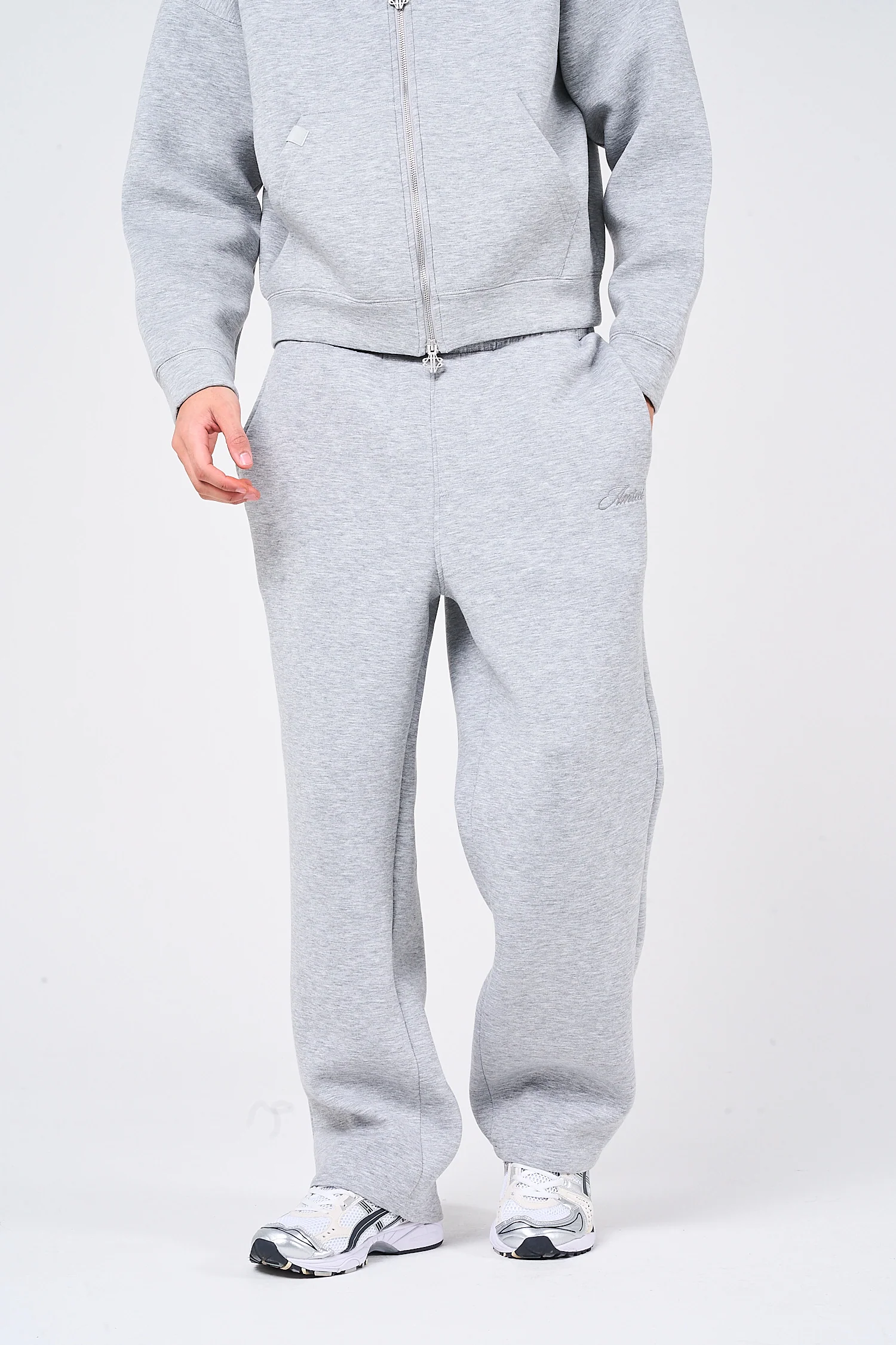Atelier Grey Scuba Jogger - Image 3