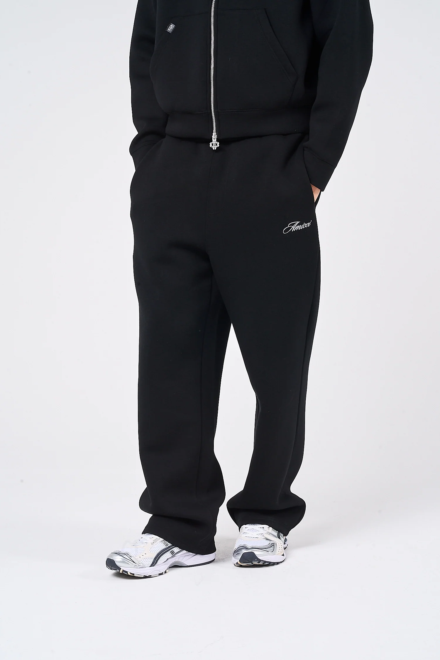 Atelier Black Scuba Jogger - Image 2