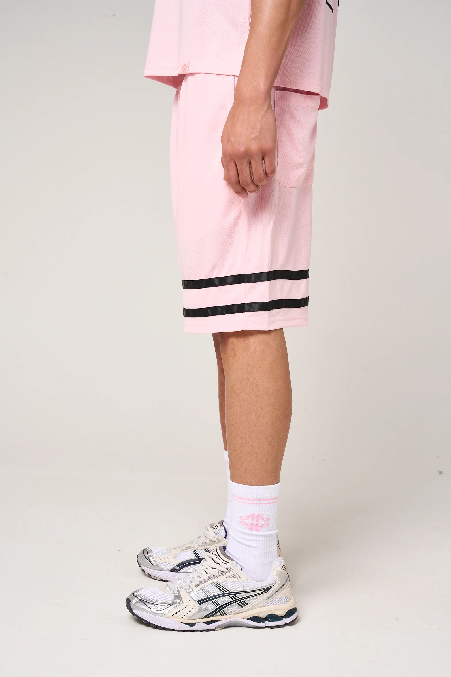 Bulevar Mesh Shorts Pink - Image 4