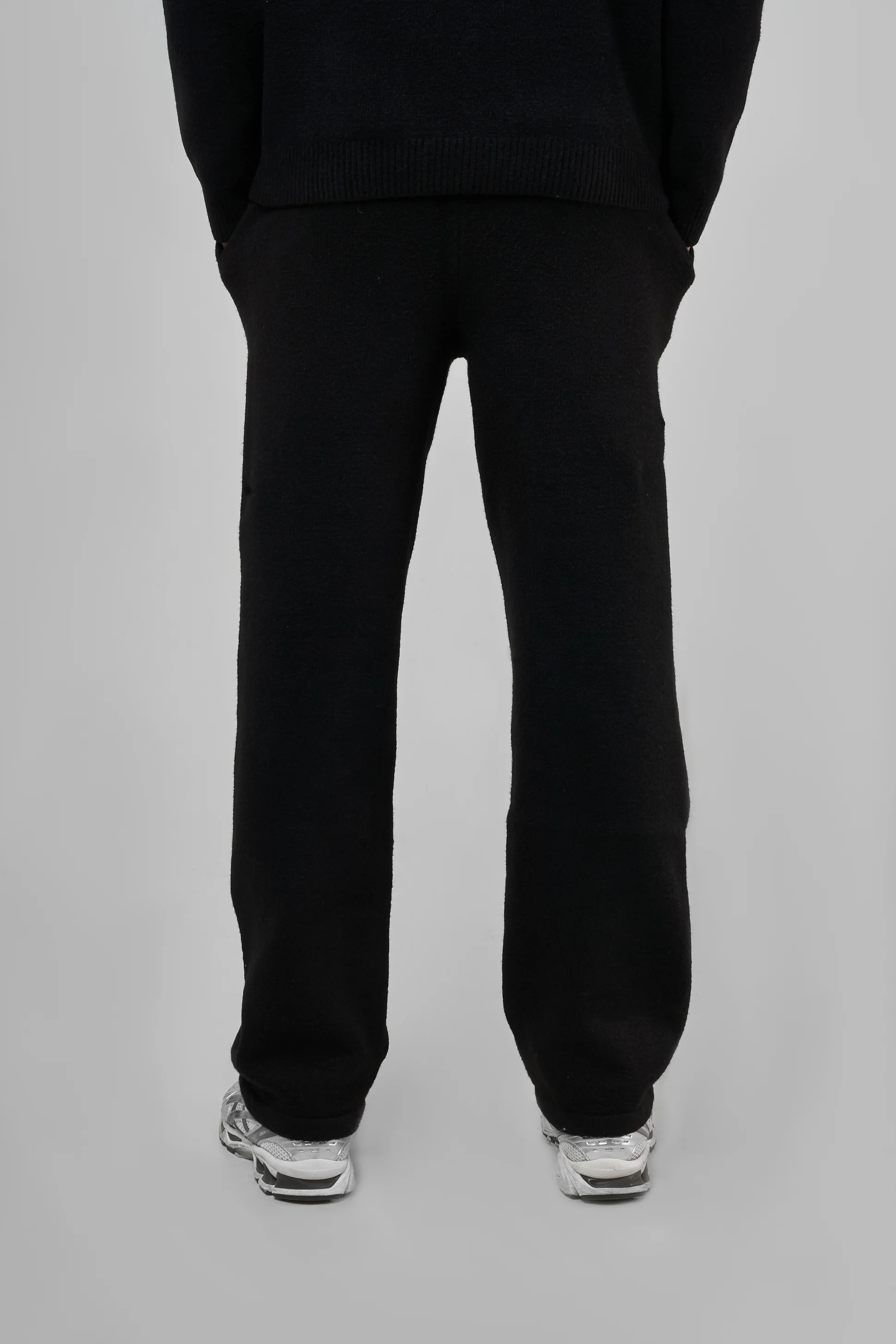 Dexter Black Knitted Sweatshirt - Image 8