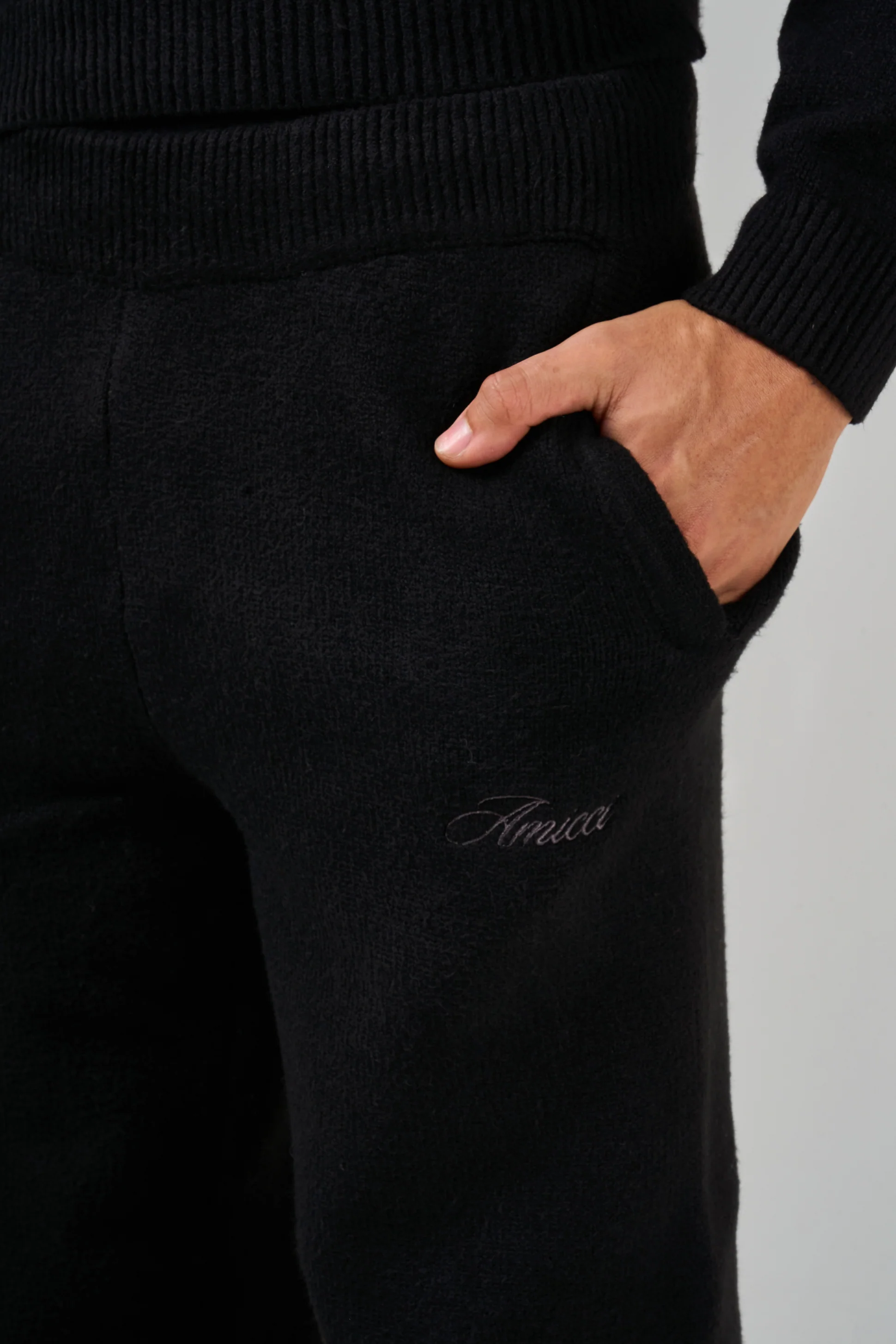 Dexter Black Knitted Sweatshirt - Image 9