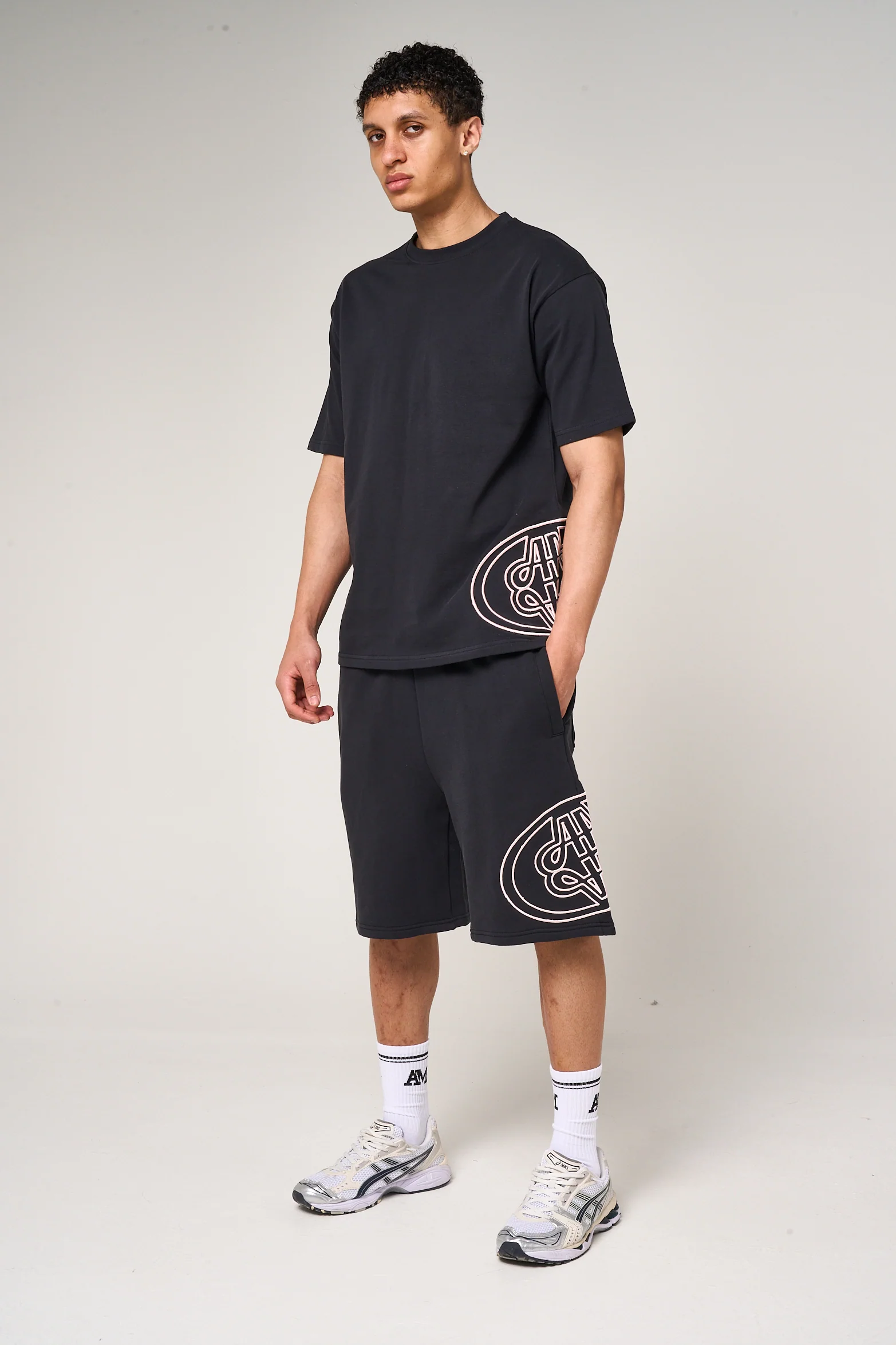 Fares Logo Embroidery Shorts Black - Image 6