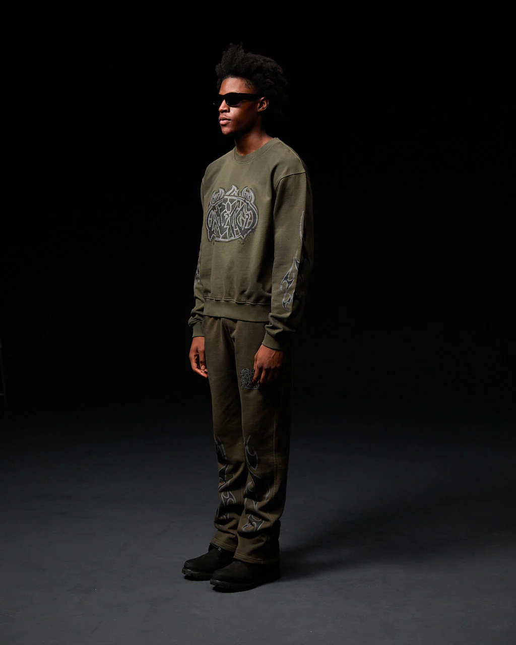 Honova Graphic Crewneck Green - Image 6