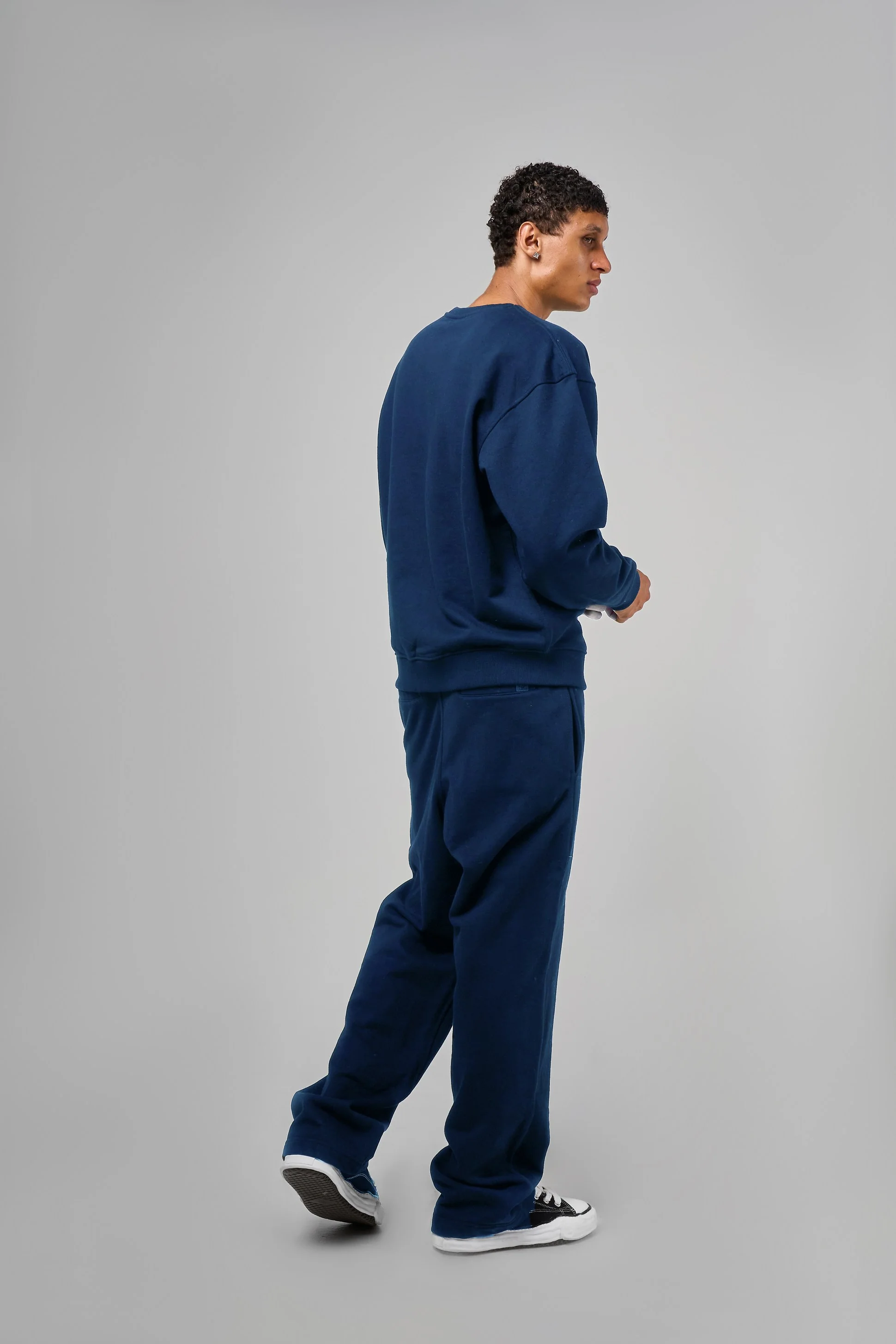 Jerozi Navy Sweatshirt - Image 6