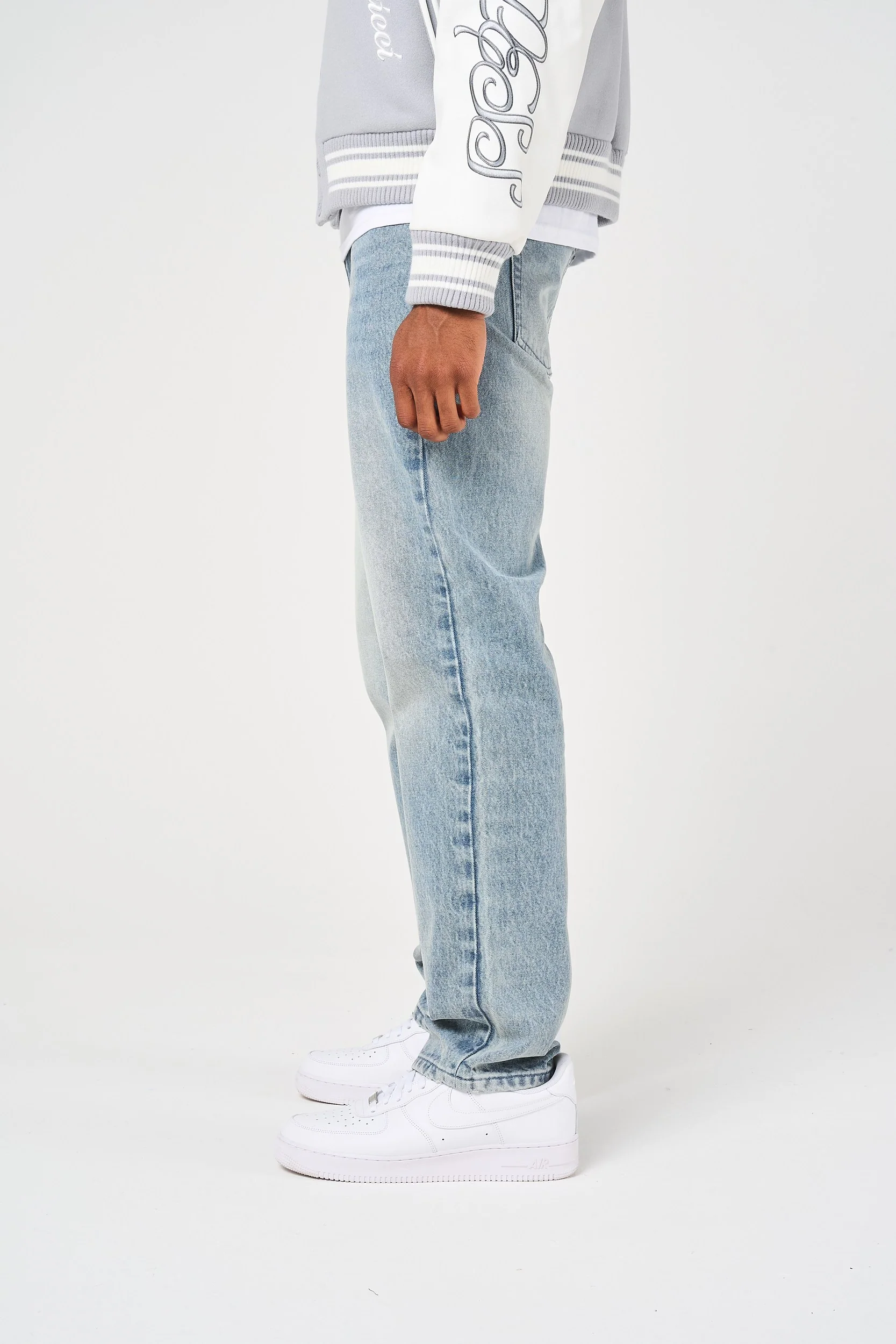 Lennox Mid Blue Straight Jean - Image 4