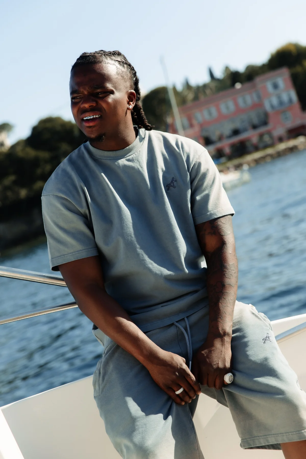 Levanto Washed Blue Shorts - Image 4