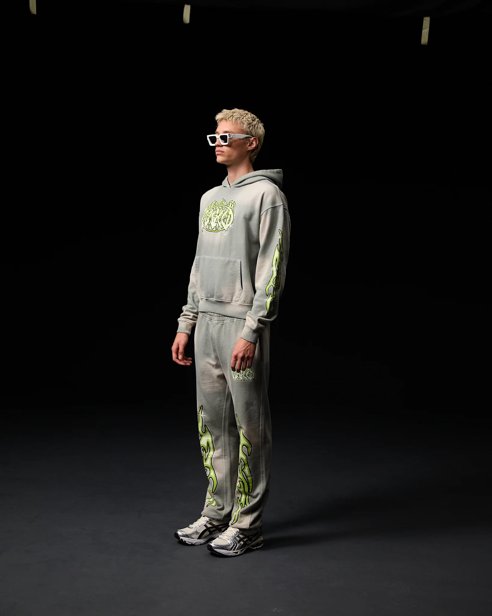 Paola Graphic Hoodie Grey - Image 4