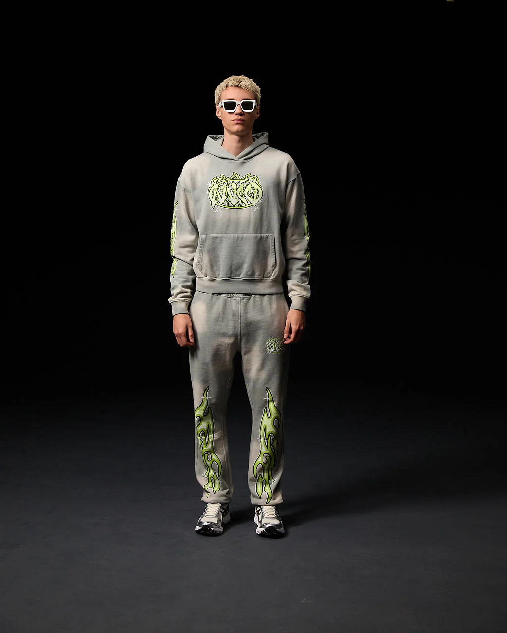 Paola Graphic Hoodie Grey - Image 6
