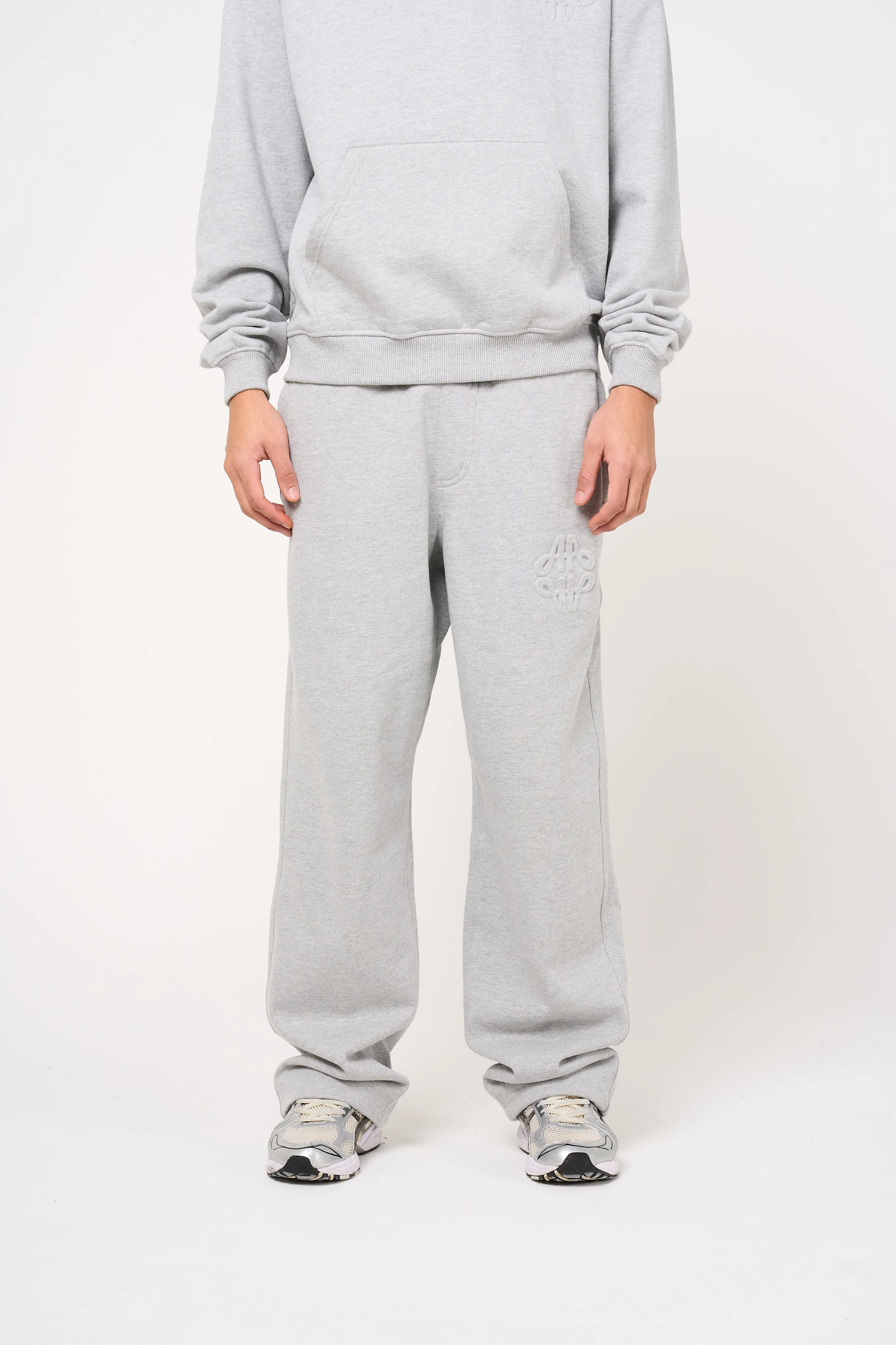 Reyes Emblem Logo Jogger Grey - Image 3
